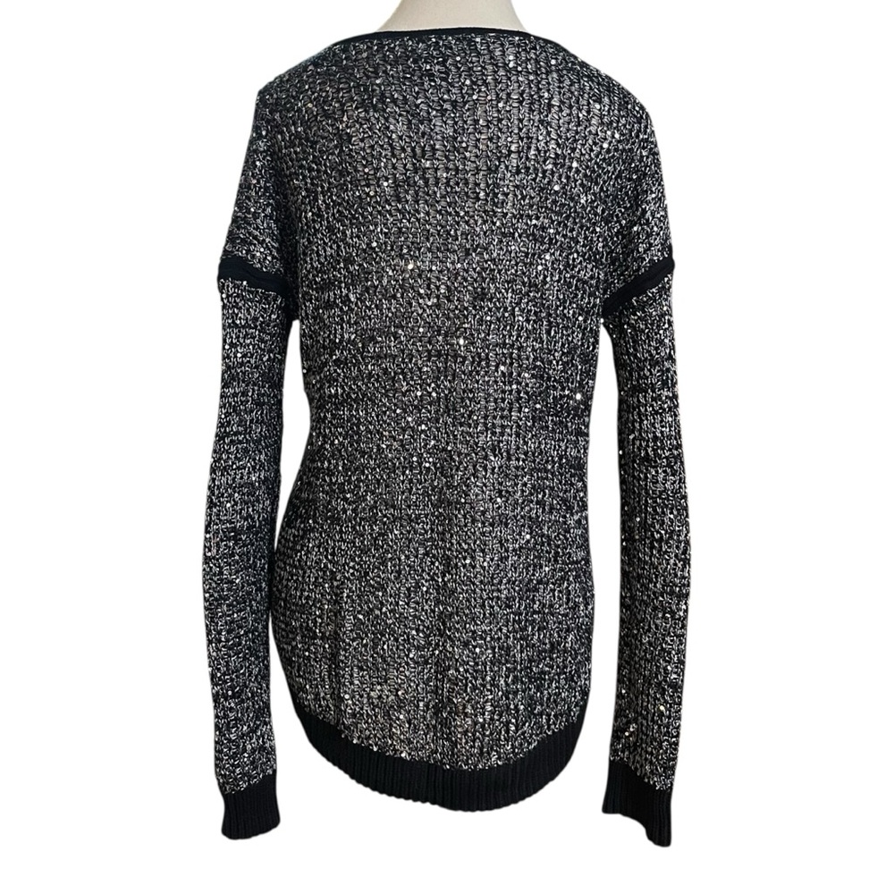 DKNY Jeans Black Grey Sequin Knit Sweater V-Neck Loose Metallic Sparkle Top M - Picture 4 of 9